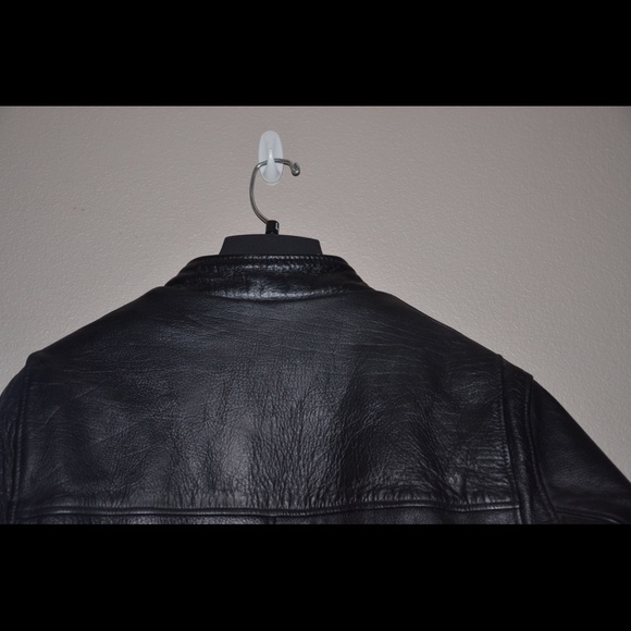 Leather riding jacket - Picture 8 of 9